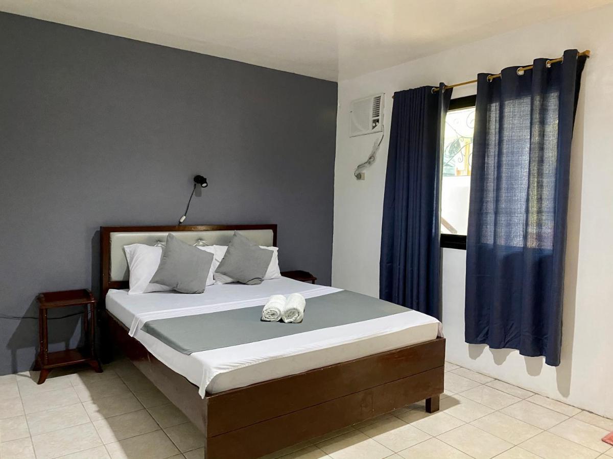 Marion Roos Hotel Puerto Galera Zewnętrze zdjęcie